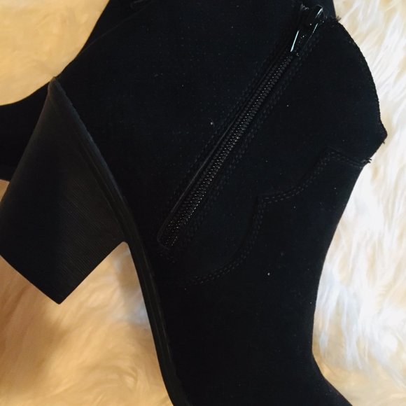 Black Cowboy Booties Sz 10 - Picture 4 of 5